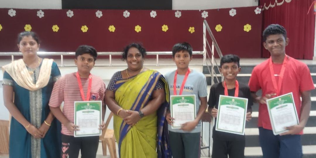 Sports_001_HCHSMS