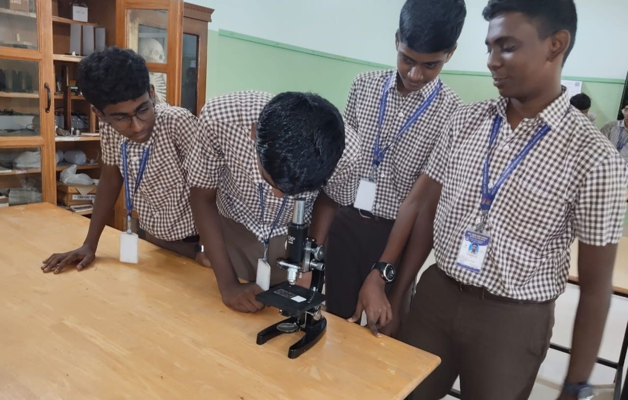 Sci_Lab_003_HCHSMS