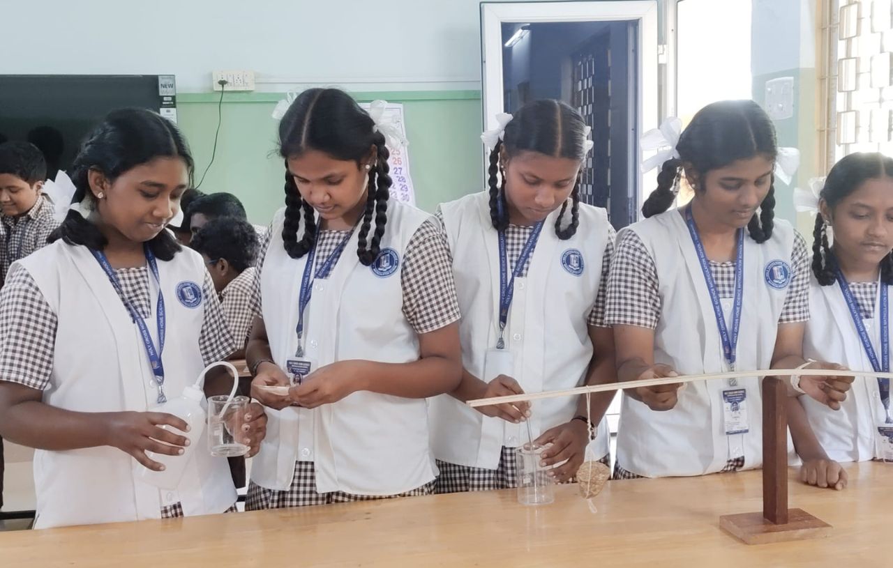 Sci_Lab_004_HCHSMS
